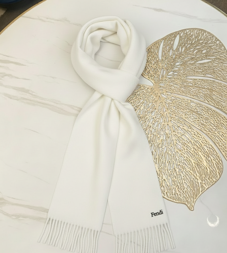 CLASSIC MUFFLER - White